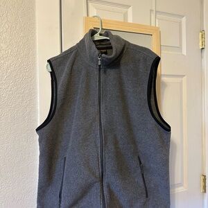 Men's Charcoal Gray Fleece Vest